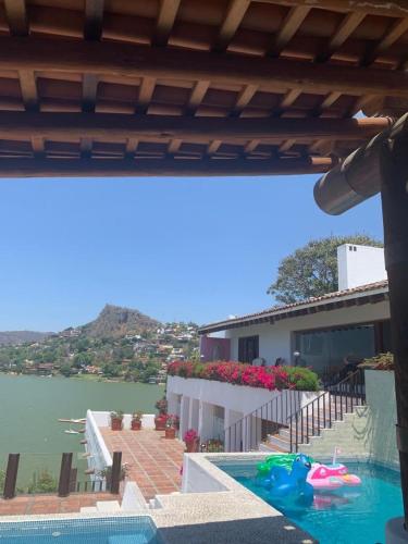Casa Lago Valle de Bravo