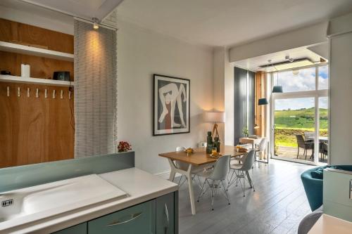 Facilities, Finest Retreats - Three Gables in Trevelgue