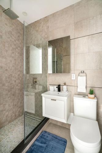 14-1B Sleek Modern 1BR Union Square WD in Unit - image 2