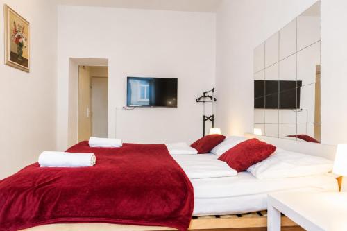 Spacious 3BR Apt Next to Belvedere Perfect for short term stays, Vienna