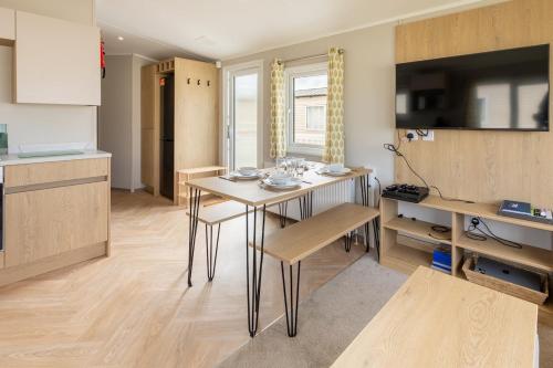 المرافق, Modern 3BR Caravan PS4, Games & Free Parking in هونستانتون