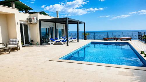 Private Sea View with Infinity Pool in VILLA NERIN Zagora in Zagora