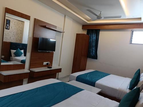 Hotel Metro Ac Rooms photo 2