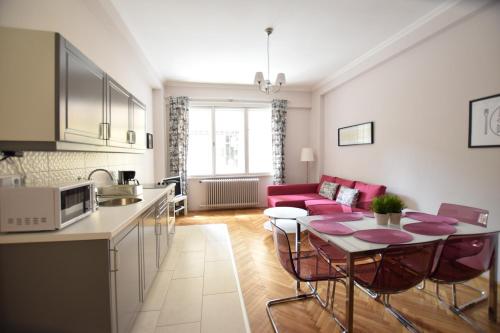 Standard Apartment by Hi5 - Fejer Gyorgy St 5