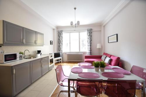Standard Apartment by Hi5 - Fejer Gyorgy St 4