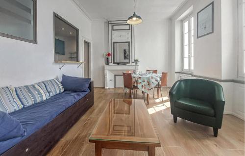 Amazing Apartment In La Rochelle With Wifi