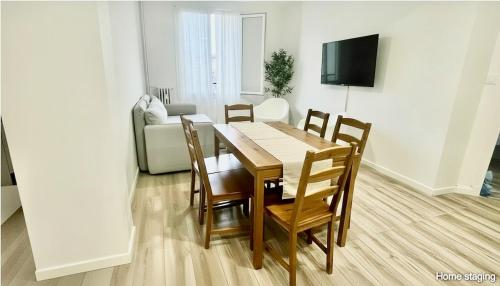 Appartement spacieux et lumineux Bright apartment for 6-8 persons