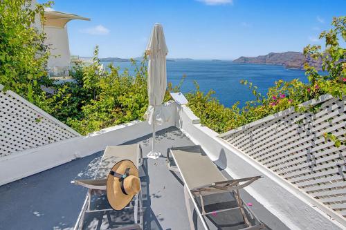 Oia Vista Houses