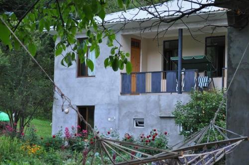 . Guest house-Lile