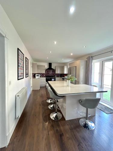 Køkken, Badgers House - 6 Bedrooms, Sleeps 13, Parking, Wifi in Wroughton