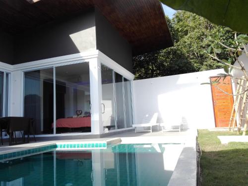 Rocking Chair Pool Villa Room Type - Superior Villa