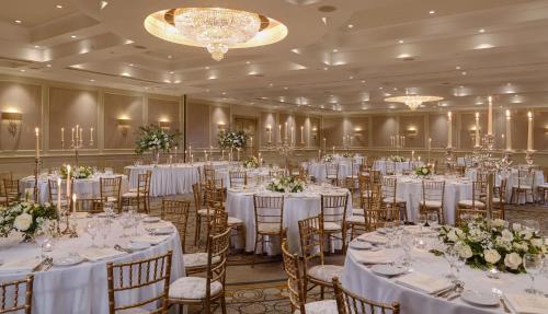 Banquet hall, Druids Glen Resort in Woodstock Demesne