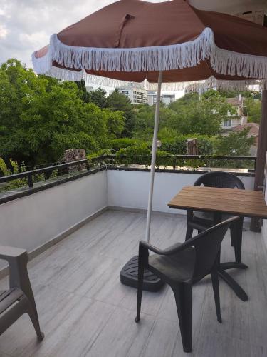 Bo's place 2