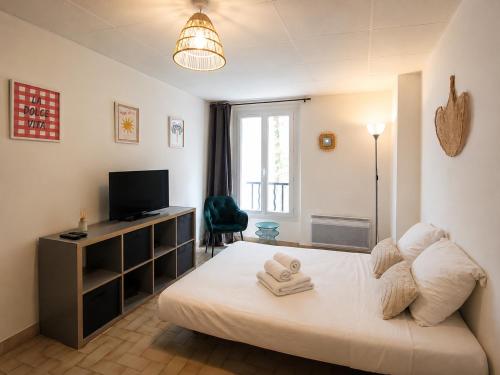 Studio centre-ville avec ascenseur - Le Mistral