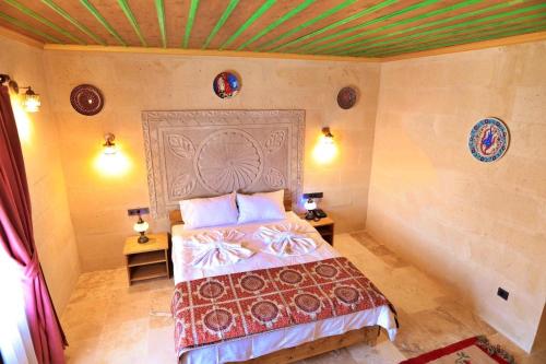 Suleyman Cappadocia - Hot Air Balloon View in ギョレメ