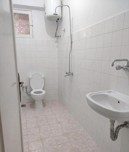 NJ Teachers Hotel - image 2