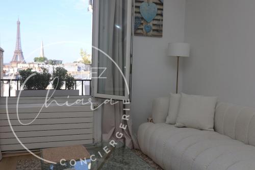 Stunning apartment with Eiffel Tower View - Champs-Élysées