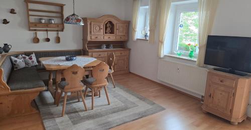 FRANZ - Charmante FeWo nah City, HBF & Wertachpark - Ideal für URLAUB und ARBEIT