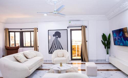 Soothing Loft - 5 min to Beach with Parking-Elevator in Fiyegnon