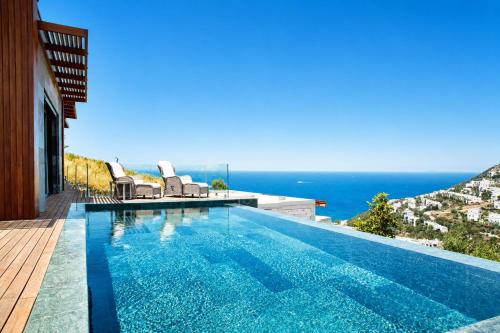 บริการและสิ่งอำนวยความสะดวก, Villa Elysia in เกริส