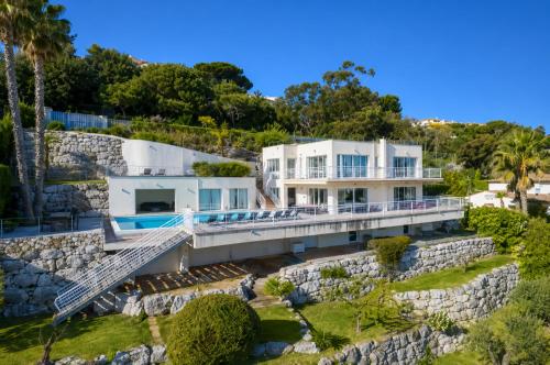 Cannes-SuperCannes-GolfeJuan--VILLA ALAMP--Piscine--Vue mer exceptionnelle