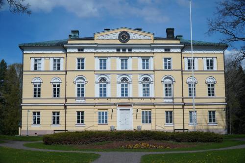 . Vuojoen kartano Vierastalo