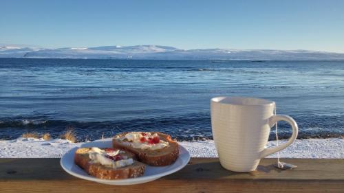 Apkārtne, Borgir - The House by the Sea in Berufjardarvatn