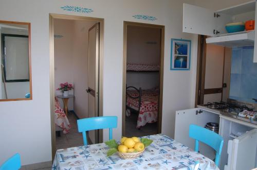 2 bedrooms, 5 beds
