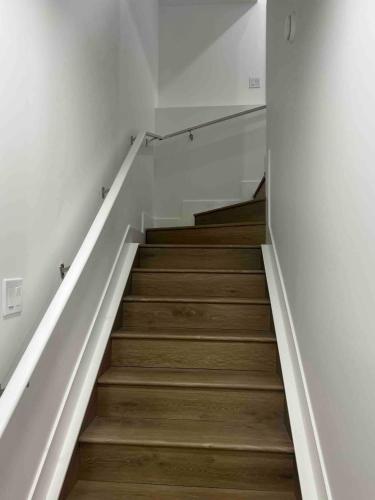 Magnificent Brand New luxurious Basement 2BR NW - image 3
