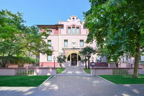 Hotel Villa Regina Margherita 2