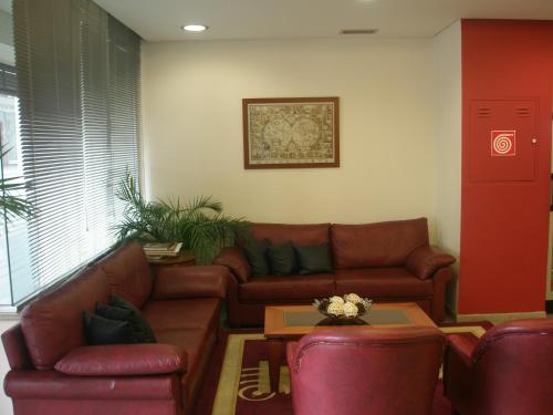 Economy Hotel - image 8