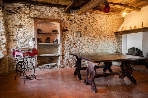 Country Cottage by LePigne World in Miasino