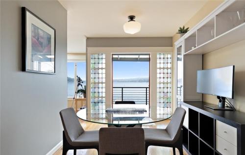 Lakefront Retreat on Lake Washington with Hot Tub Private Dock and Views in Bryn Mawr-Skyway