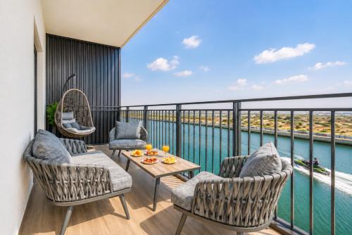 Desert Key - Perfectly Located Yas Island Apartments