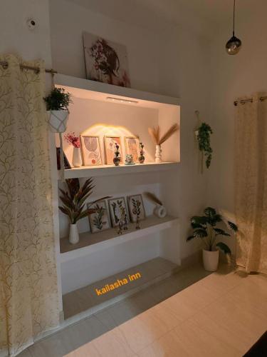 Kailasha Inn-By Safarnama Stays 300mts from Baba Baidyanath Temple in Deoghar