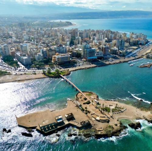Super sea promenade apartment in Mina