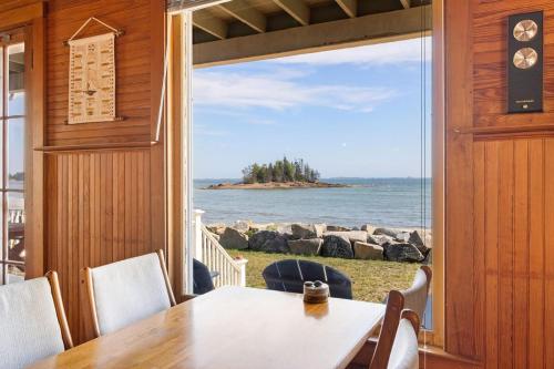 Közeli látványosságok, The Spruces, Crescent Beach waterfront 5-bedroom in South Thomaston