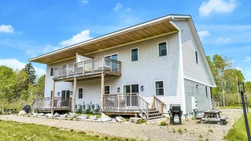 Létesítmények, Ocean Breeze West Wind – Updated 2BR/2BA home step in South Thomaston
