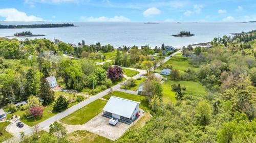 A szálláshely kívülről, Ocean Breeze West Wind – Updated 2BR/2BA home step in South Thomaston