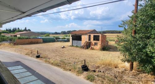 Appartement type loft au coeur de la campagne provençale