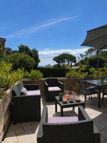 Magnifique villa proche mer, commerces, Cannes, Antibes 6p