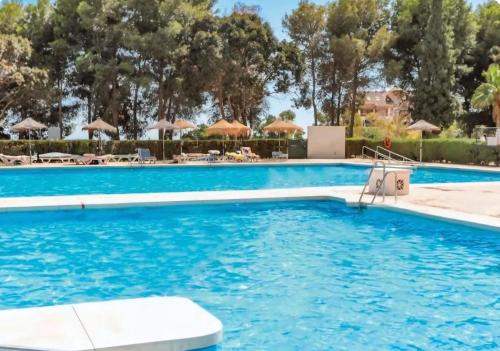 Cozy Apartment - Terrace and Pools