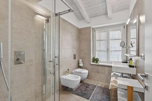 Palazzo Tatti by Rent All Como - image 4