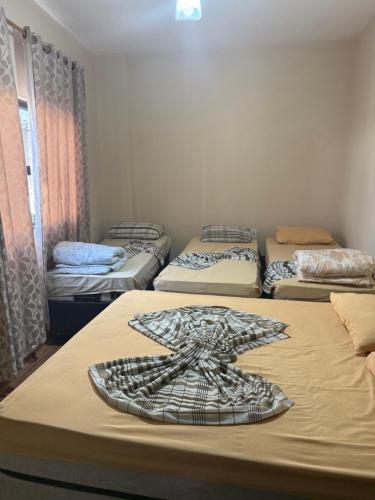 1 double bed, 3 twin beds