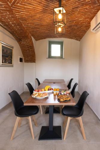 Toit ja joogid, Cascina Bella - Piozzo in Piozzo