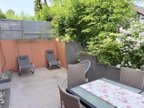 Ruhige Ferienwohnung Terrasse Taunusblick Aarbergen in Hohenstein