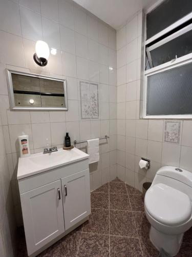 Spacious Apartments in the Chic Polanco District - image 5