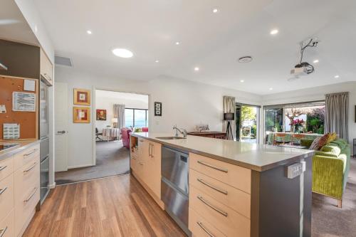 Nelson Panorama Haven in Britannia Heights