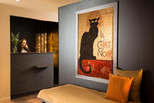 Hotel Le Chat Noir Paris Prices Photos And Reviews