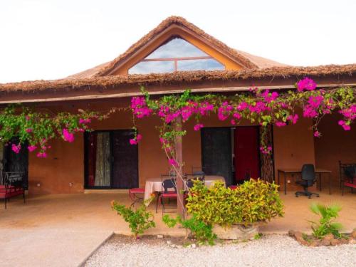 Villa Taslima in Nianing